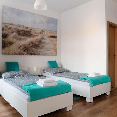 Jonas Apartments - Great Location Near Bratislava City Center Buitenkant foto