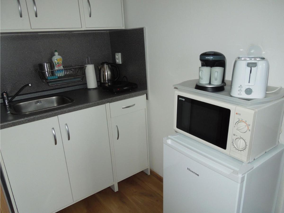 Jonas Apartments - Great Location Near Bratislava City Center Buitenkant foto