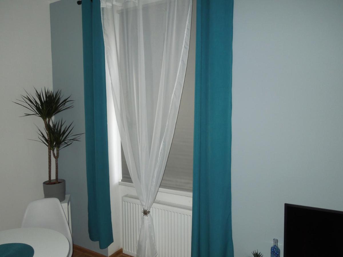Jonas Apartments - Great Location Near Bratislava City Center Buitenkant foto