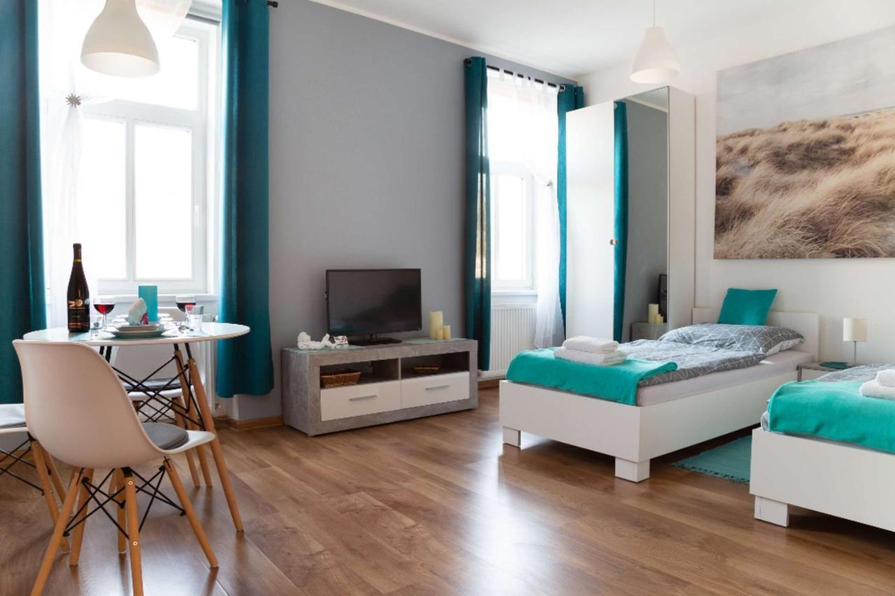 Jonas Apartments - Great Location Near Bratislava City Center Buitenkant foto