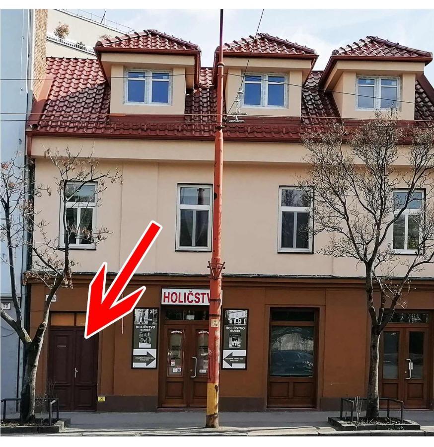 Jonas Apartments - Great Location Near Bratislava City Center Buitenkant foto