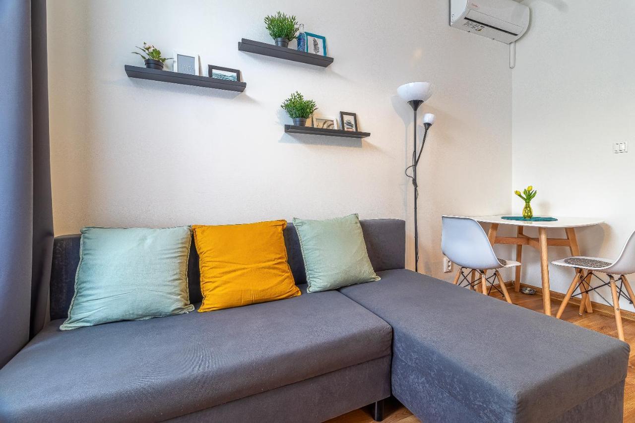Jonas Apartments - Great Location Near Bratislava City Center Buitenkant foto