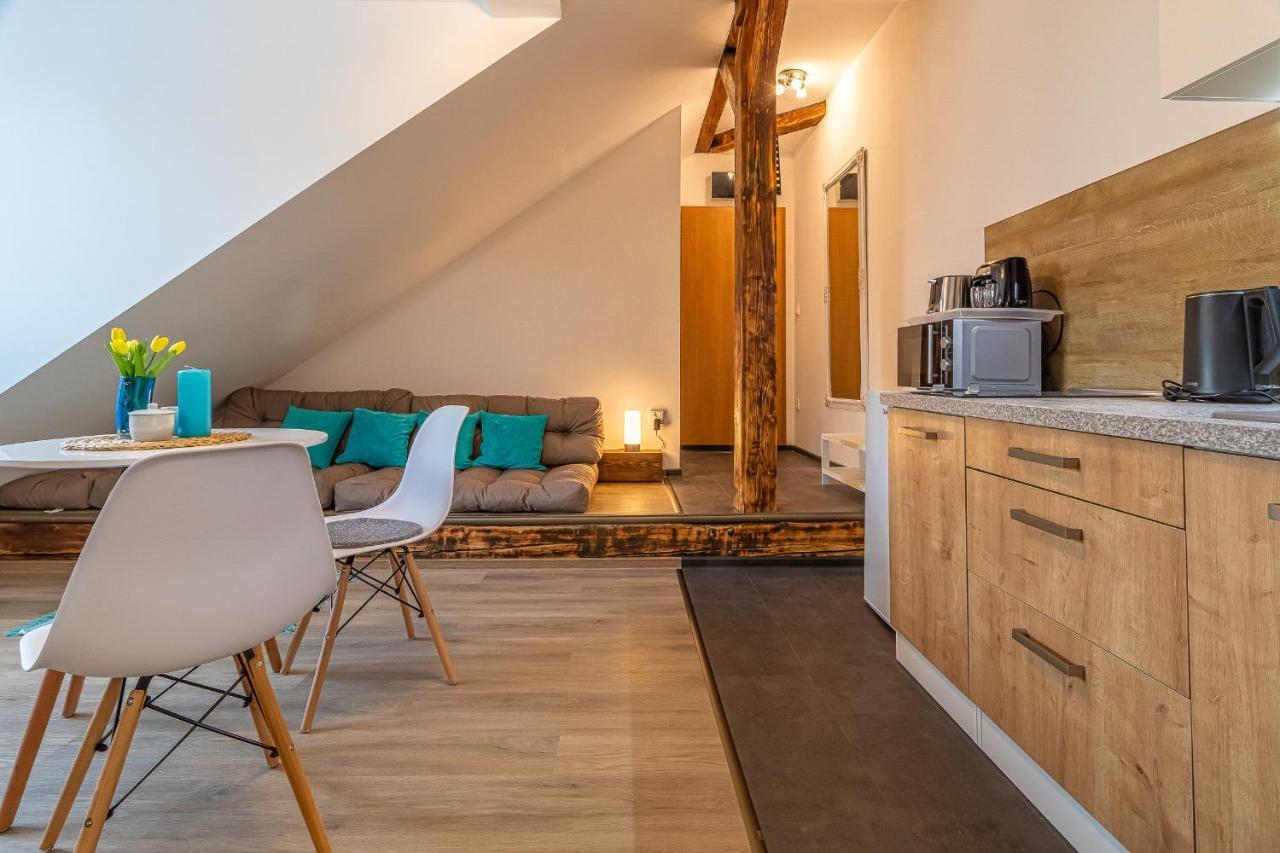 Jonas Apartments - Great Location Near Bratislava City Center Buitenkant foto