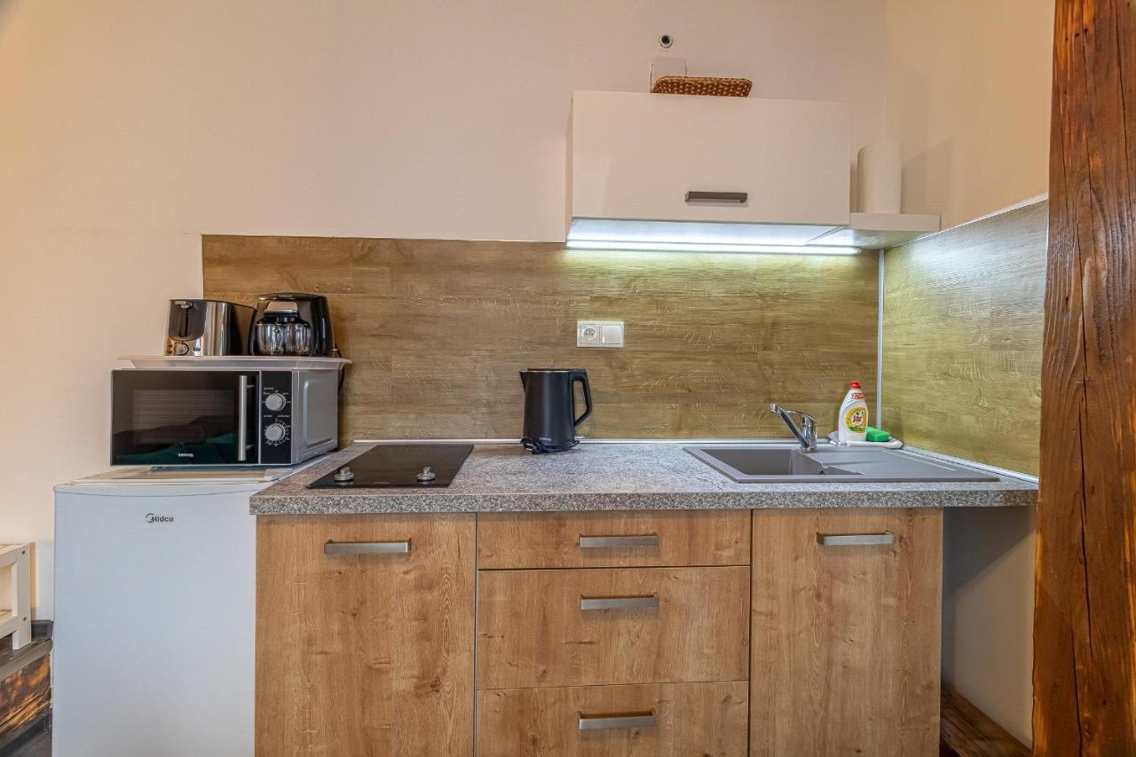 Jonas Apartments - Great Location Near Bratislava City Center Buitenkant foto