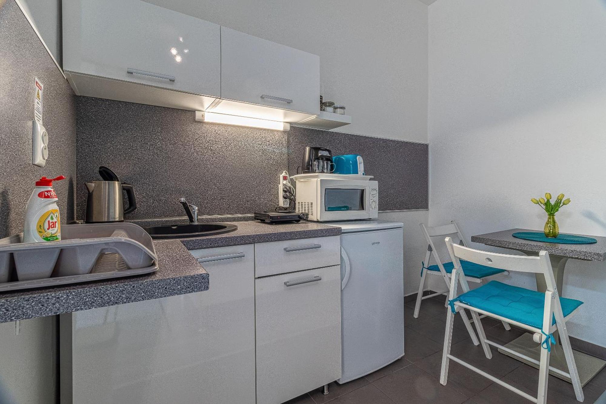 Jonas Apartments - Great Location Near Bratislava City Center Buitenkant foto