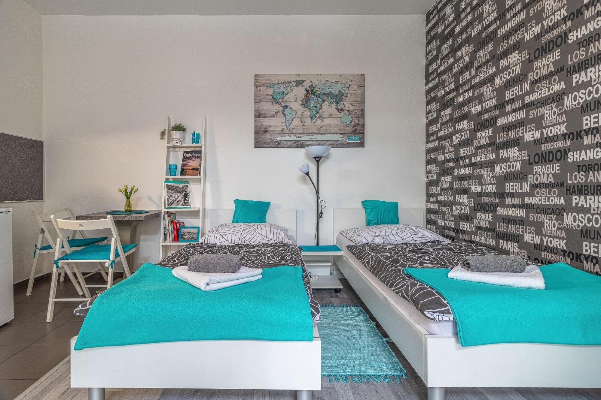 Jonas Apartments - Great Location Near Bratislava City Center Buitenkant foto